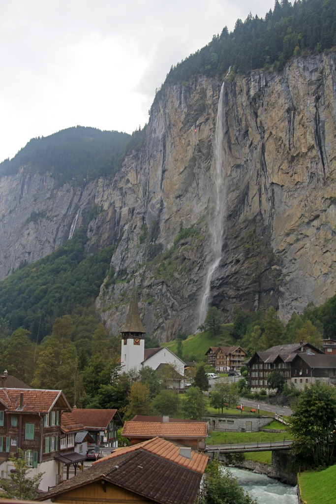 Back to Lauterbrunnen, with Staubbach Falls